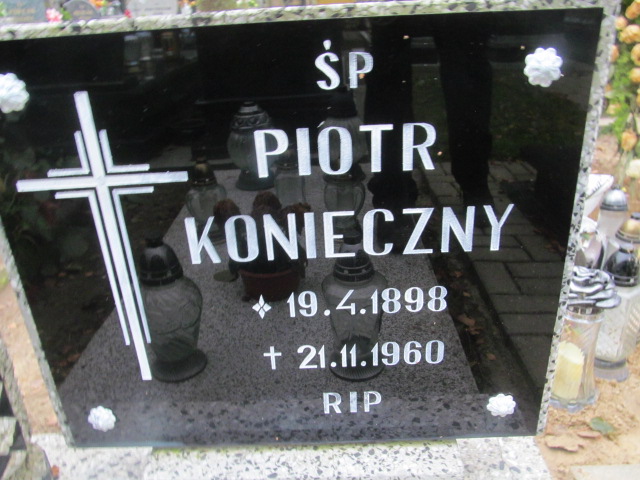 Piotr Konieczny 1898 Olszowa - Grobonet - Wyszukiwarka osób pochowanych